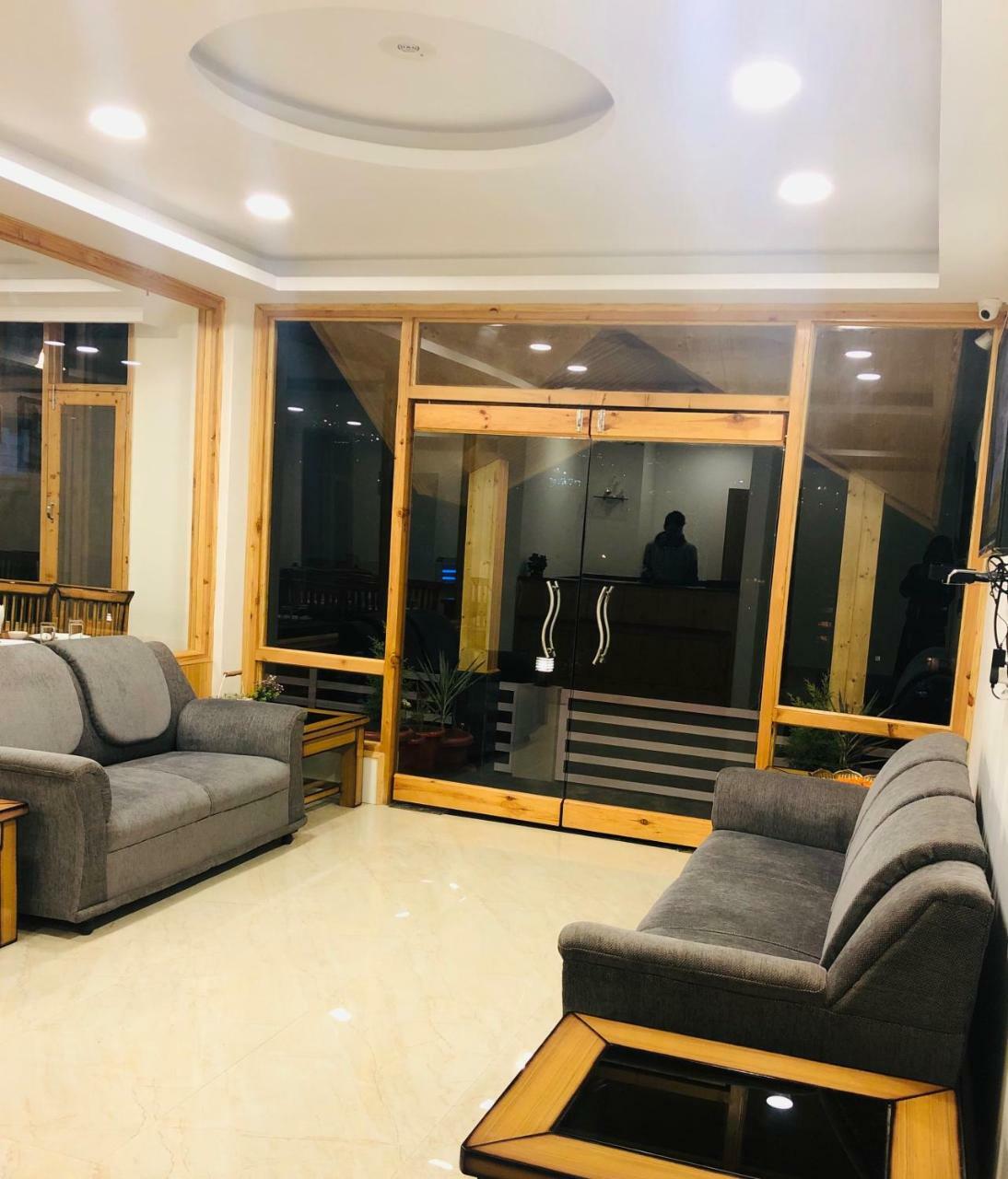 Pashmina Hotel Manāli Szoba fotó